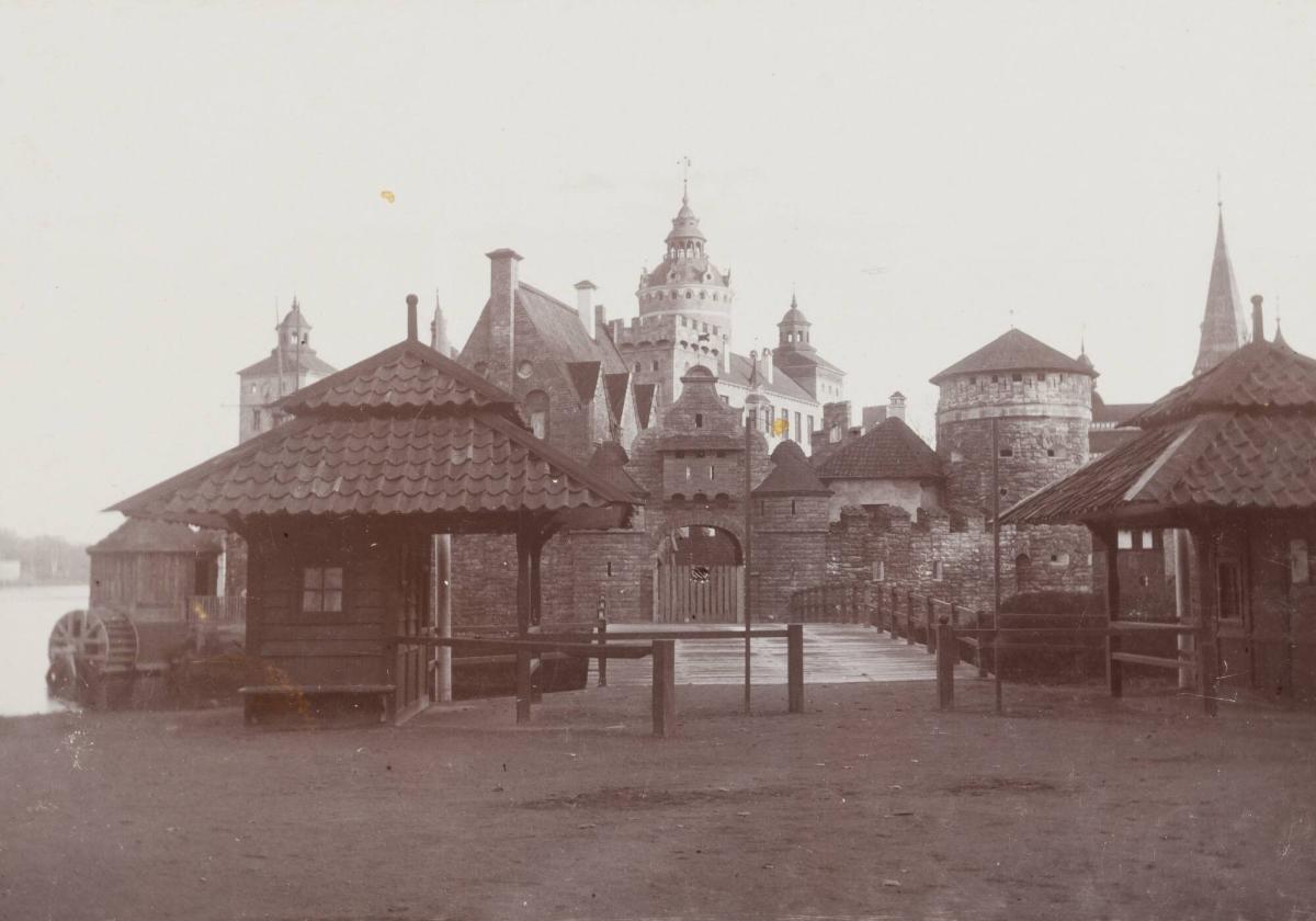 Entré till "Gamla Stockholm". Stockholmsutställningen 1897