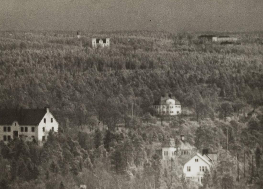 Bogesunds slott fotograferat från den nya gasklockan vid Värtagasverket. Hösten 1932