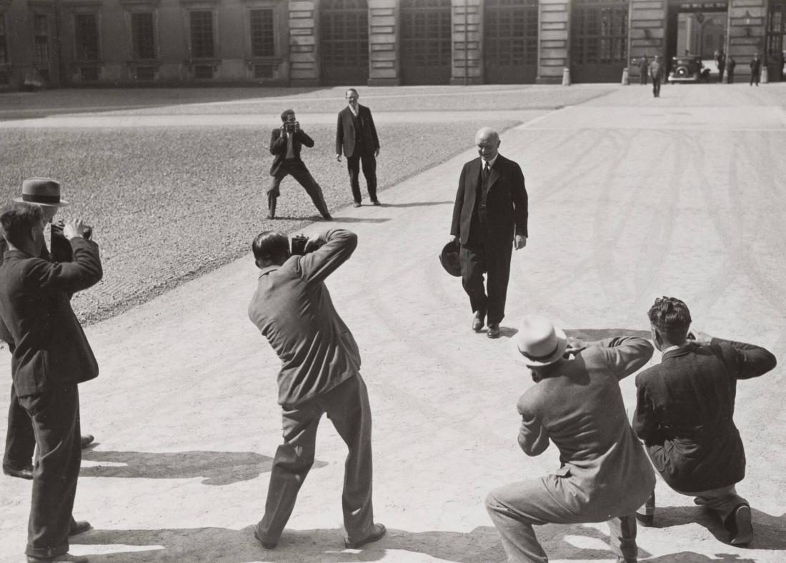 Pressfotografer i arbete - När Per Albin gick.