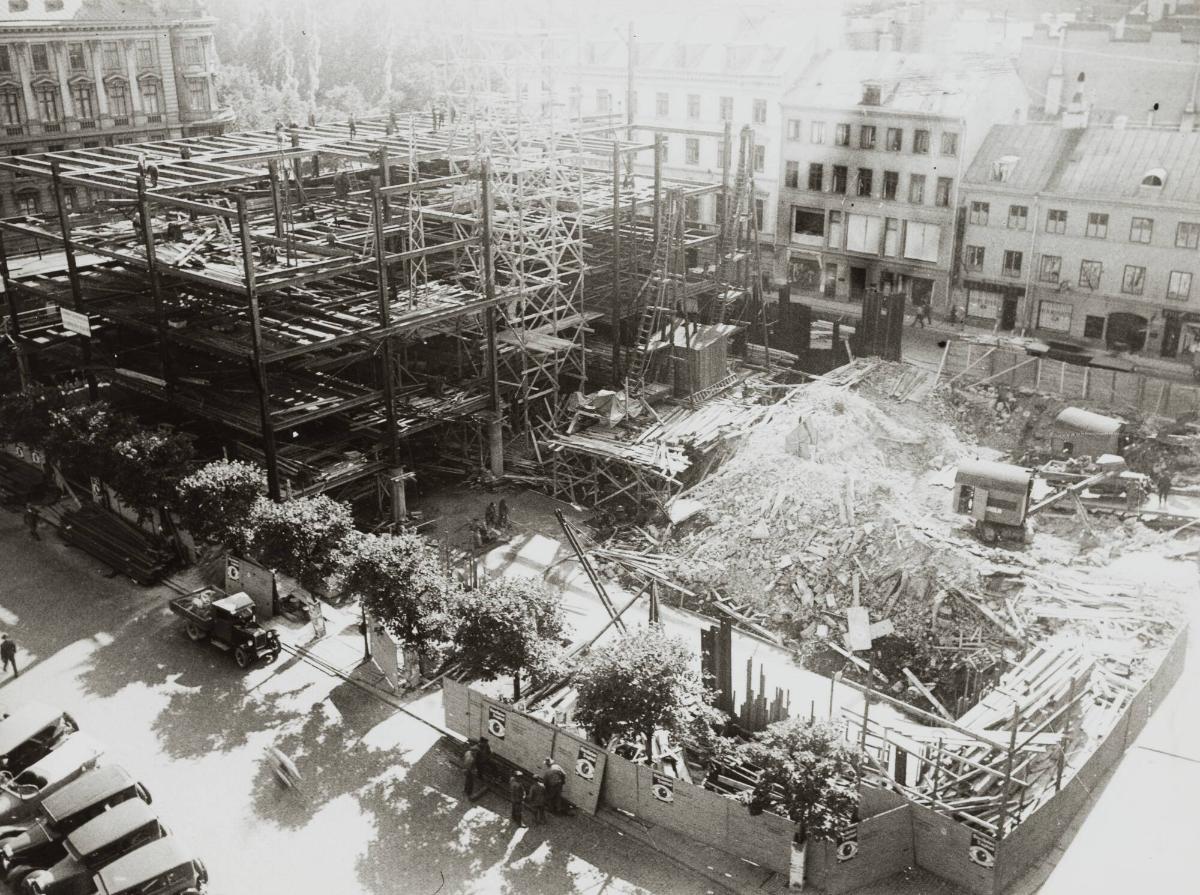 Norrmalmtorgspalatset bygges