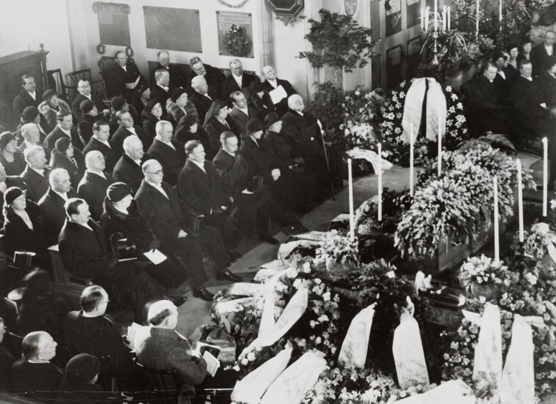 The funeral of Ivar Kreuger, he was cremated
