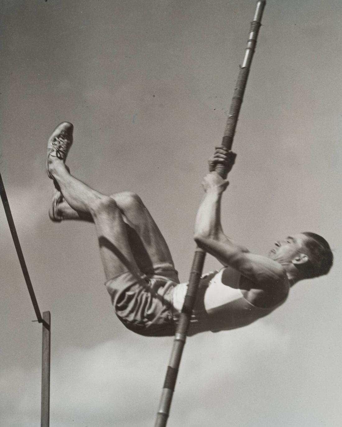 Stavhopparen Henry Lindblad, Stadion