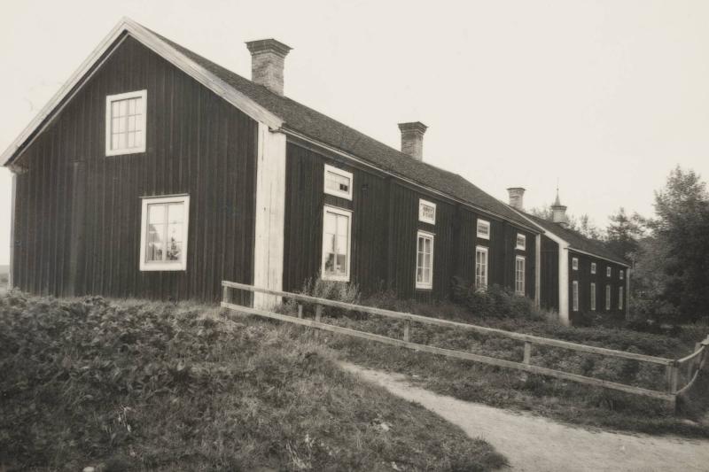 Arbetar bostäder, Strömbacka.