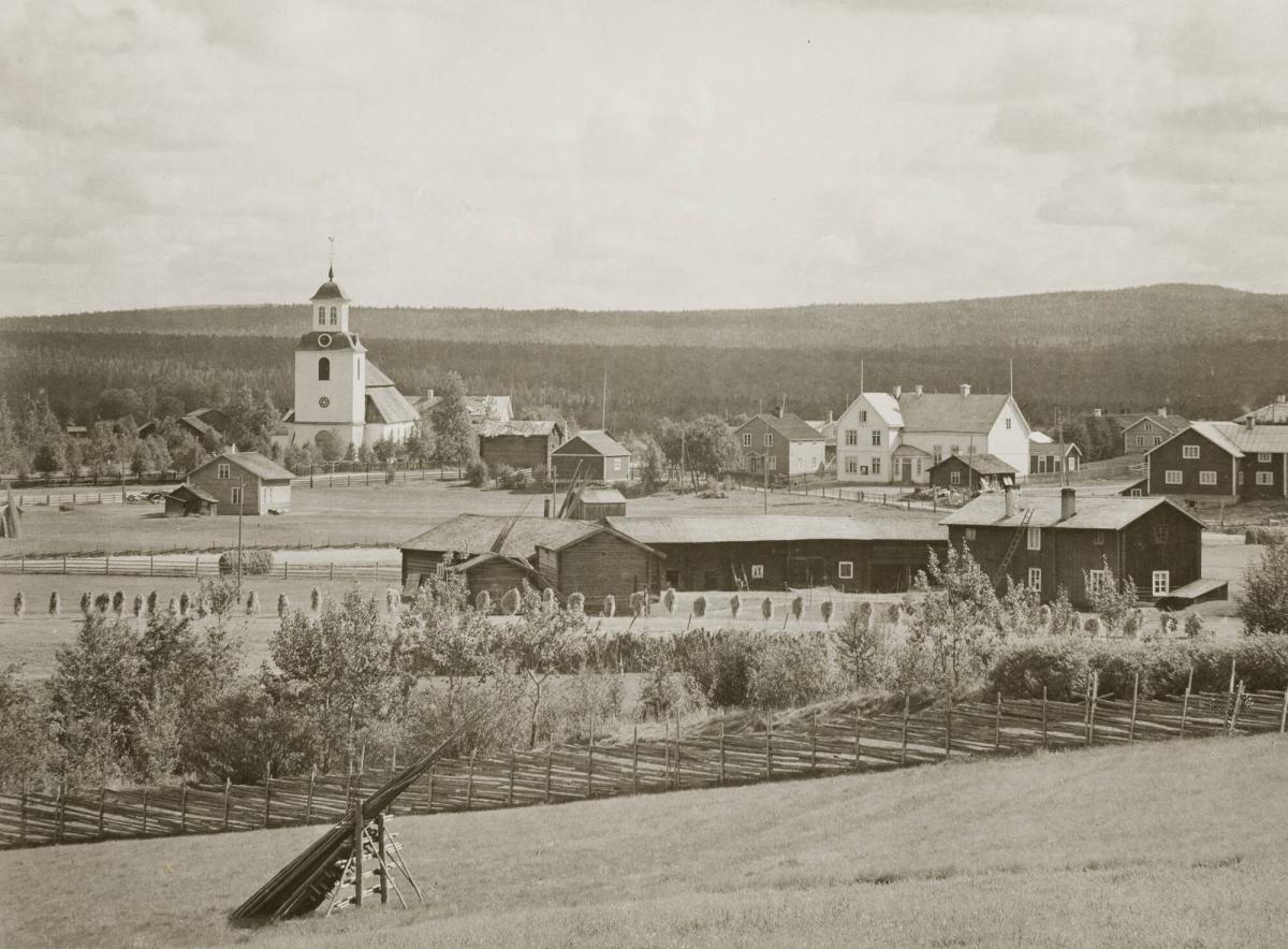 Lillhärdal kyrkplats i östra Härjedalen