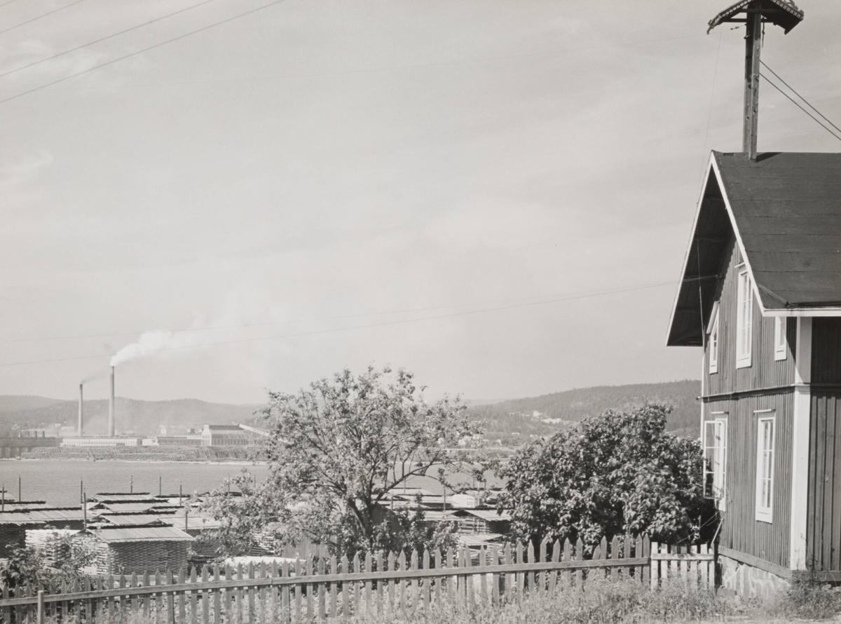 Från Hovids såg mot Östrand