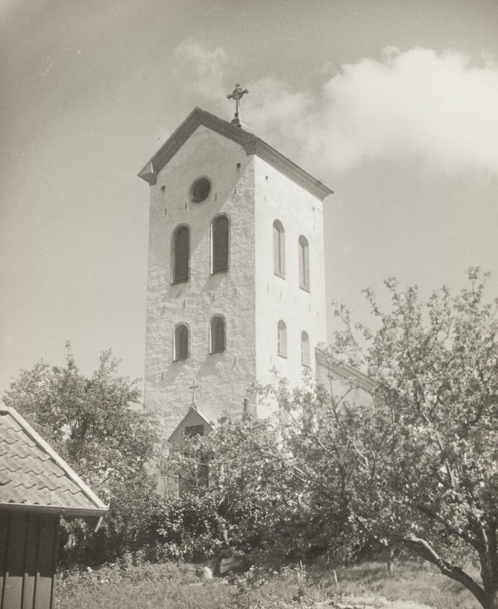 Bokenäs gamla kyrka