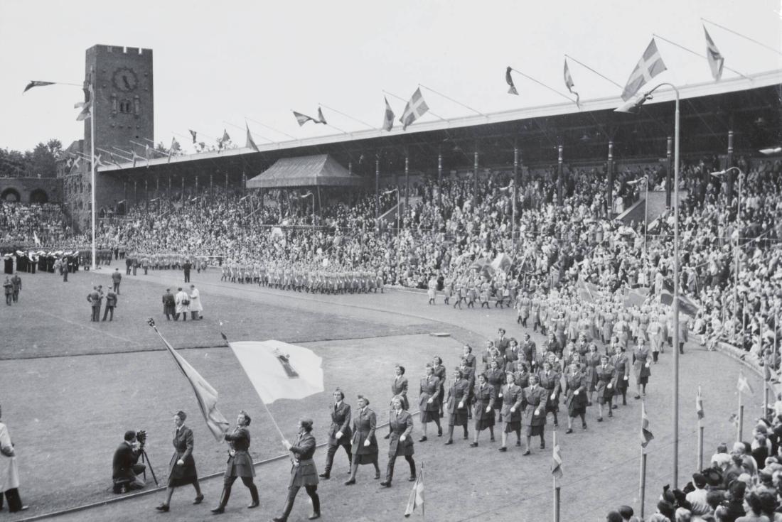 Stockholm: Svenska Flaggans Dag på Stadion
