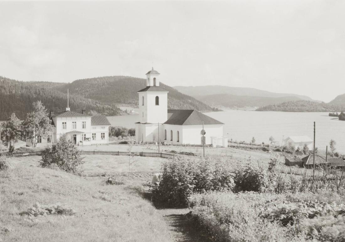 Ångermanland: Nordingrå kyrka vid Vågsfjärden