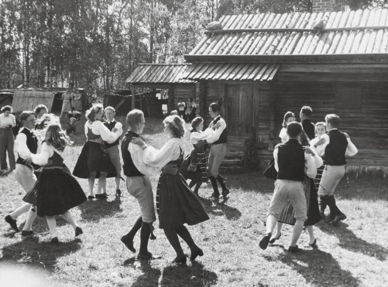 Dalarna: Folkdanslag