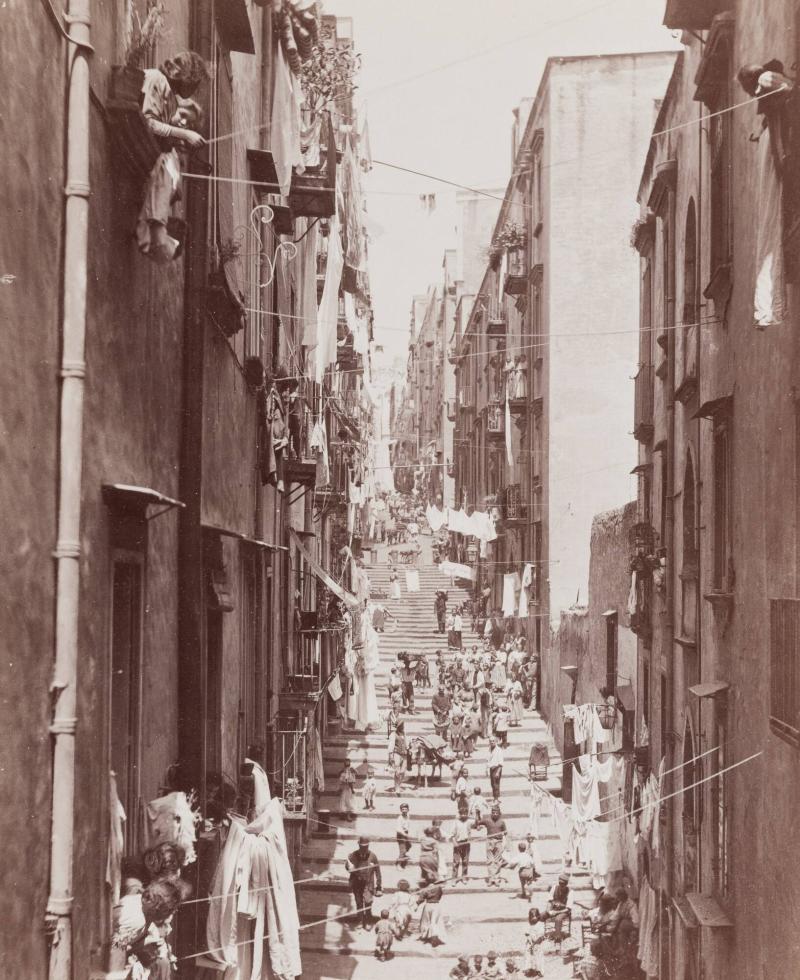 10205. Napoli - Vicolo del Pallonetto a Santa Lucia
