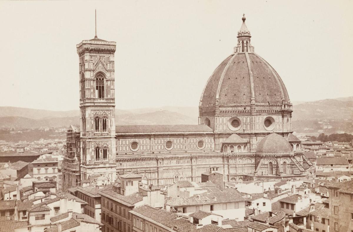 3021. Firenze. La Cattedrale da or S. Michele