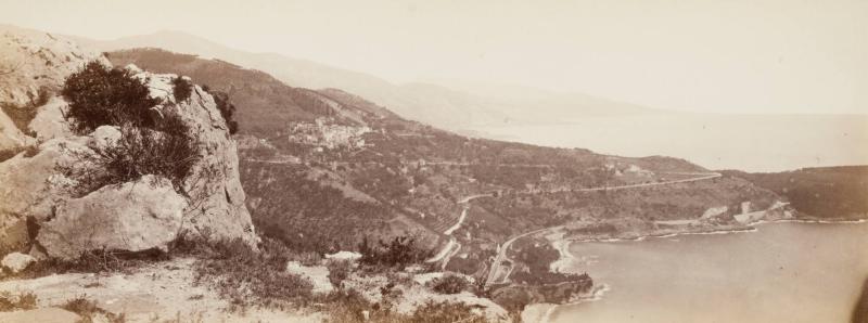 Roquebrune. Route de la Corniche