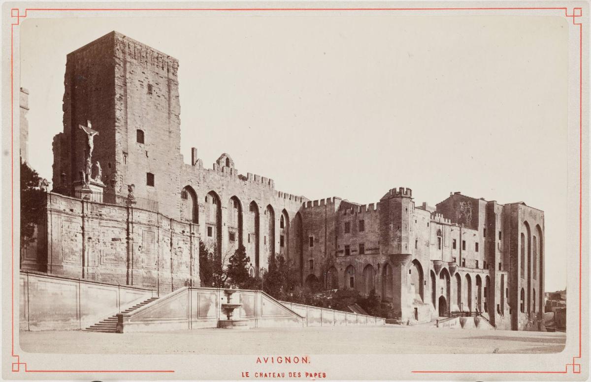 Avignon.. Le Chateau des Papes