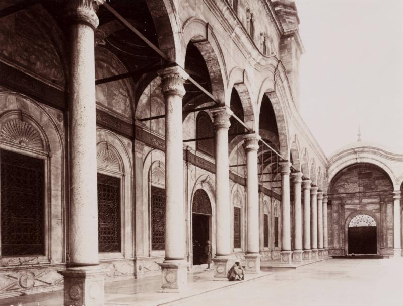 5. Mosquée Mohamed Aly, Galerie de la Cour