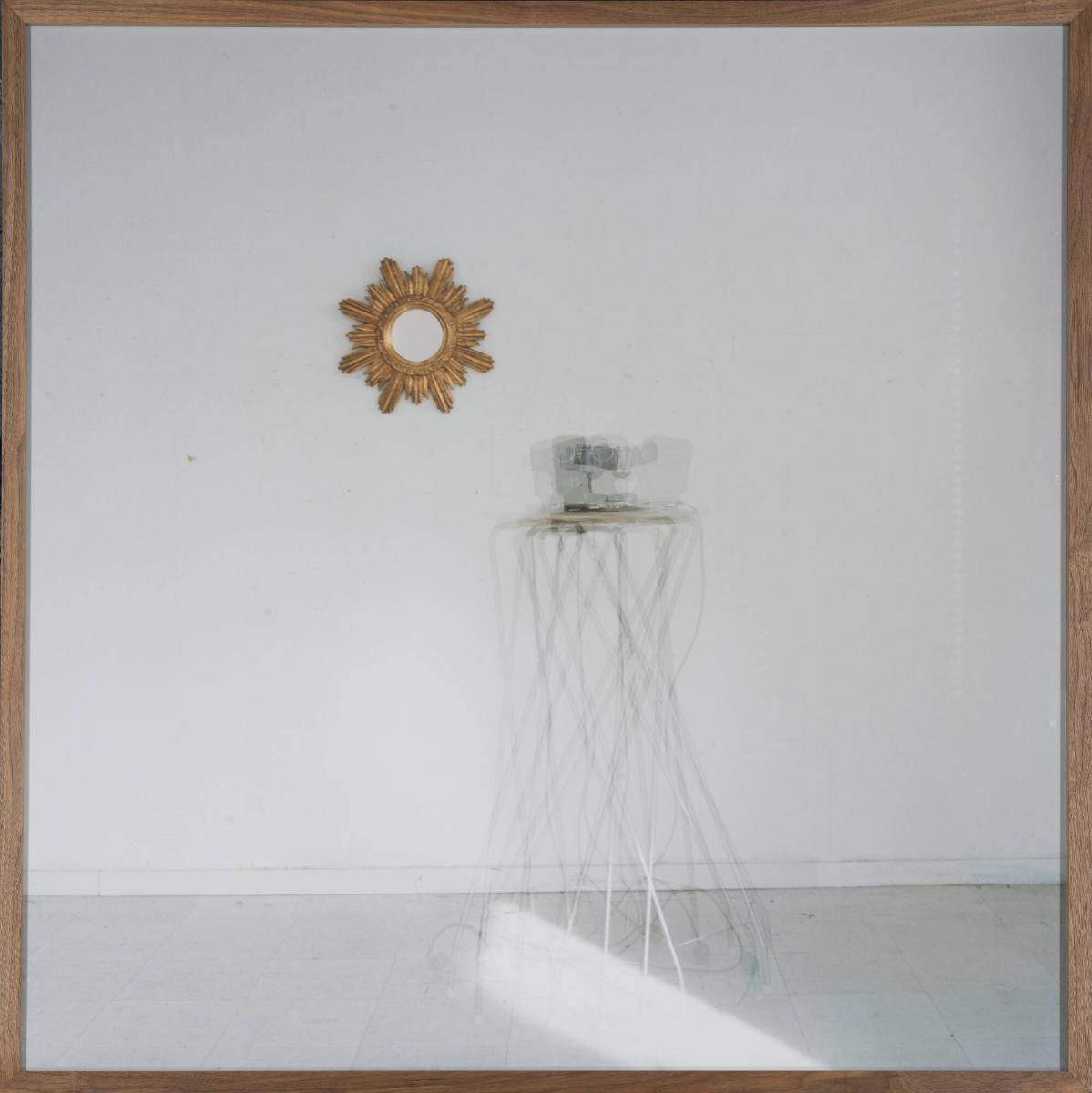 Soleil III – försvinnande. Ur serien Antichambre
