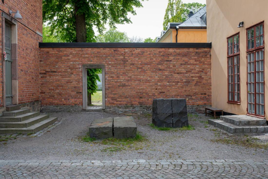 Svart svensk granit