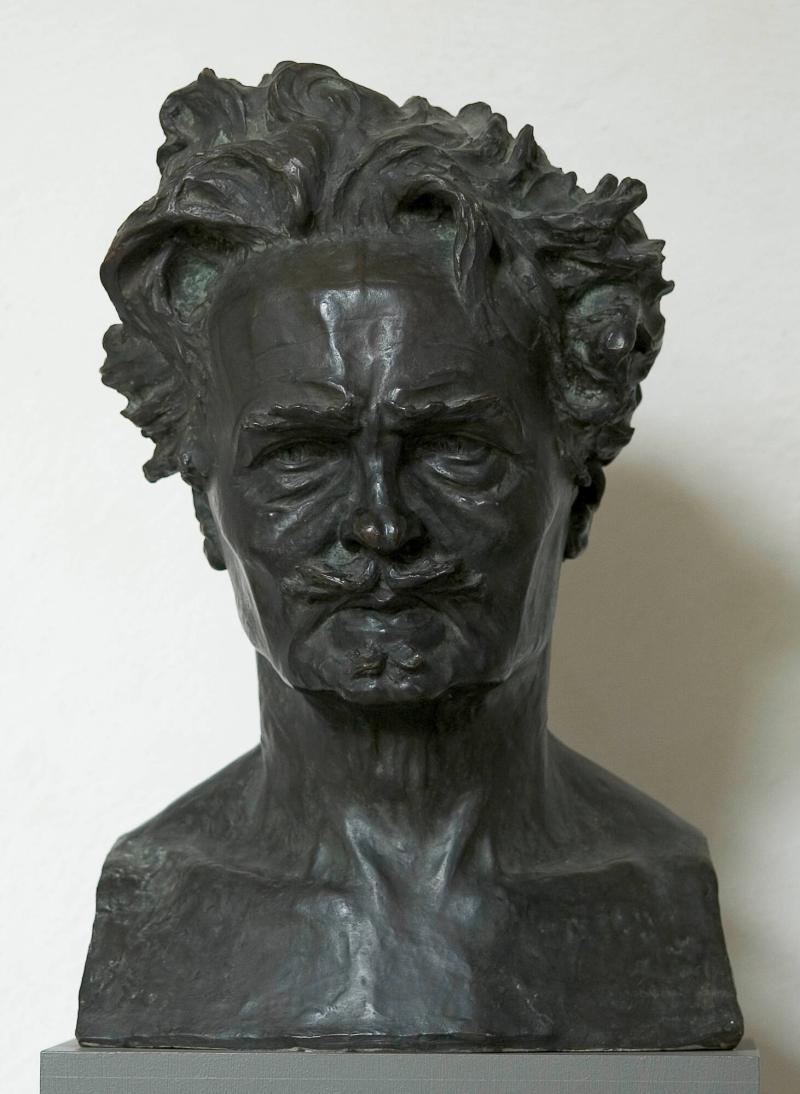 Porträttbyst av författaren August Strindberg