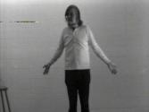 John Baldessari. I Am Making Art. (Digital stillbild).