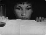 Maya Deren. At Land. (Digital stillbild).