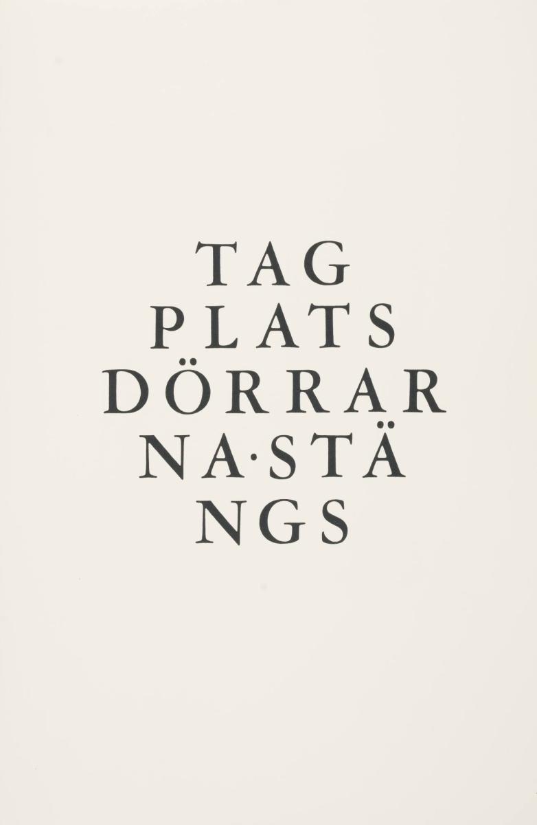 Tag plats, dörrarna stängs. Modell för T-banestation