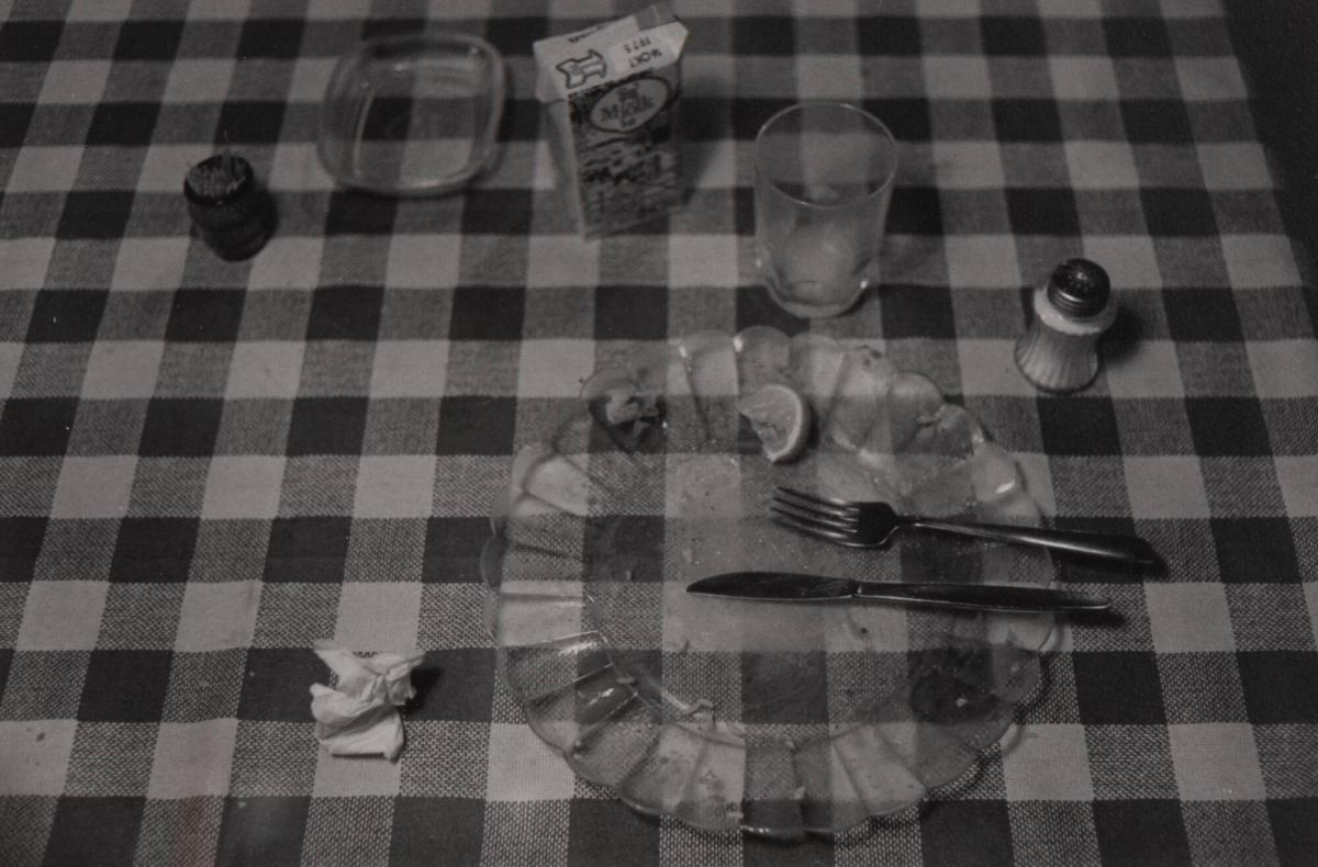 1975. Ur serien 135-36