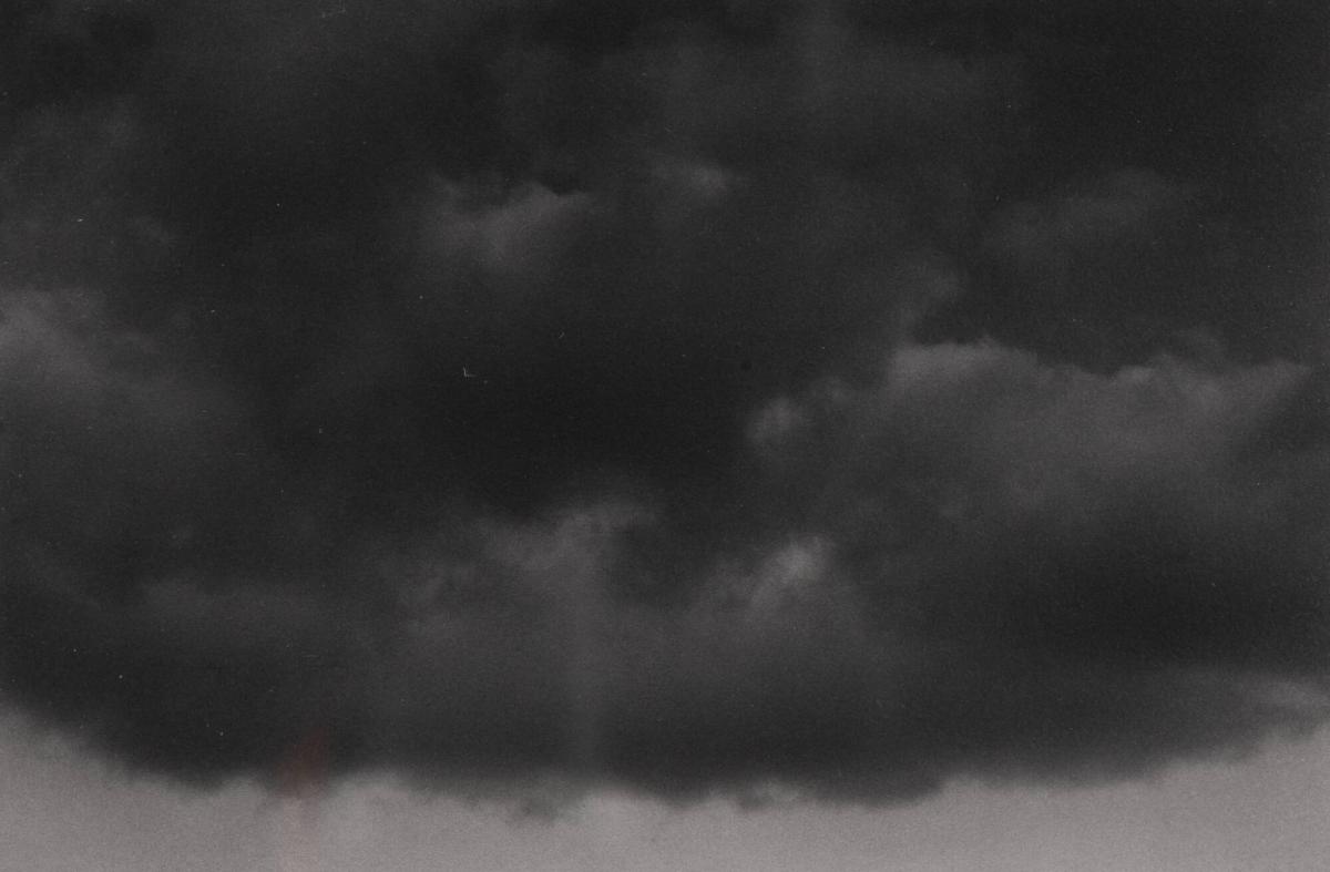 1975. Ur serien 135-36