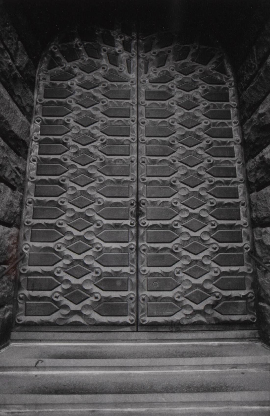 1977. Ur serien 135-36