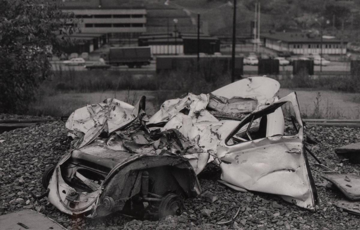 1977. Ur serien 135-36