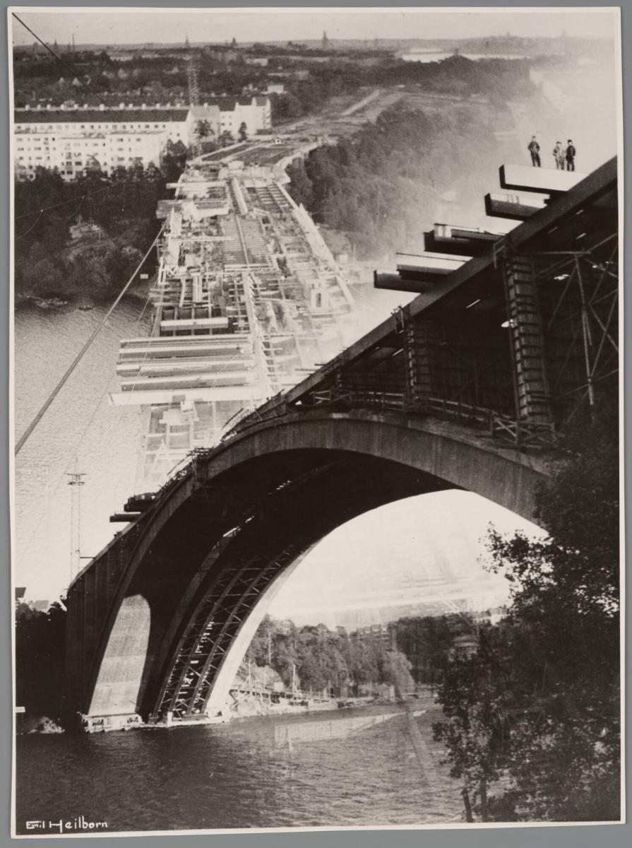 Tranebergsbron under byggnad
