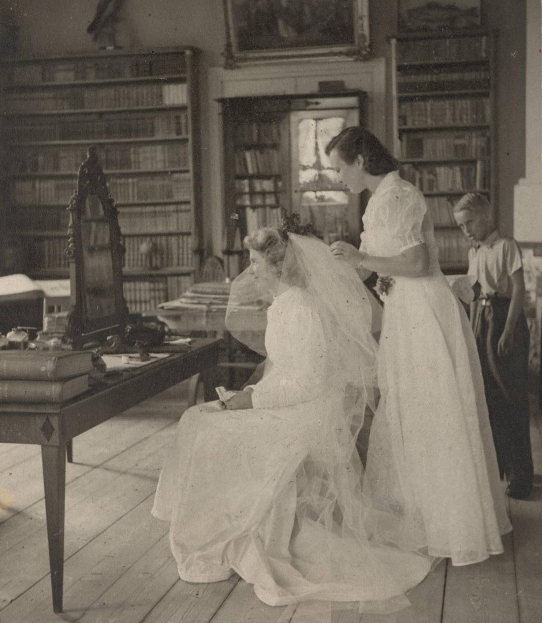 Brudslöjan, Göksholm, Närke