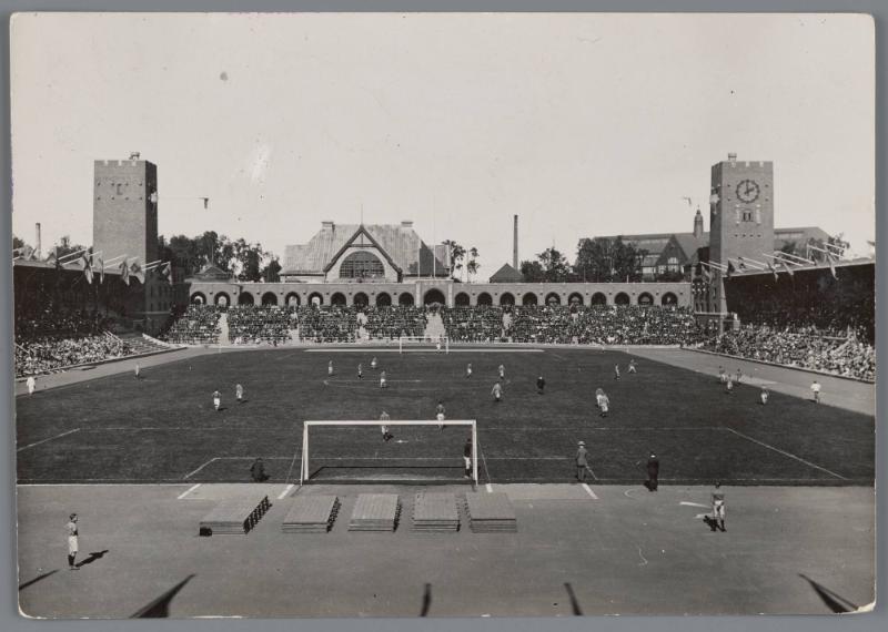Fotbollsmatch i Stadion, Stockholm