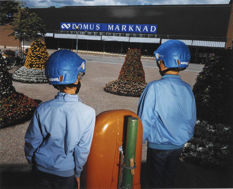 Skara 1990. Ur serien Landet utom sig. Bilder från Sverige