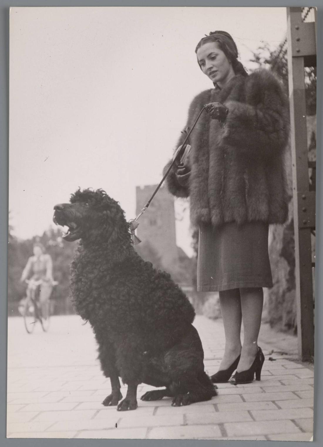 Dansösen Wilma Florice med pudeln Kingsted Carro