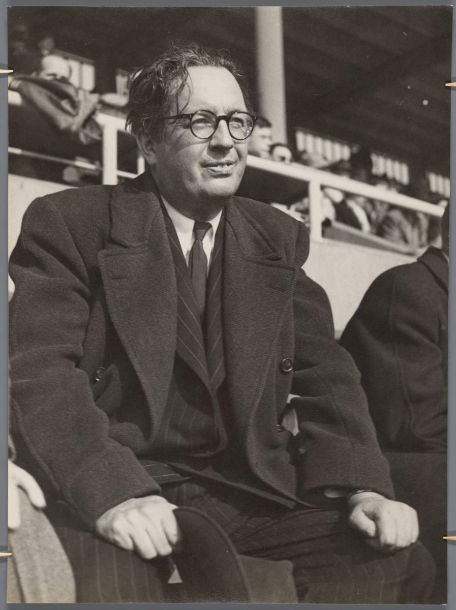 AIK-Örebro SK, borgområdet 18 apr. 1949 / Helge Berglund