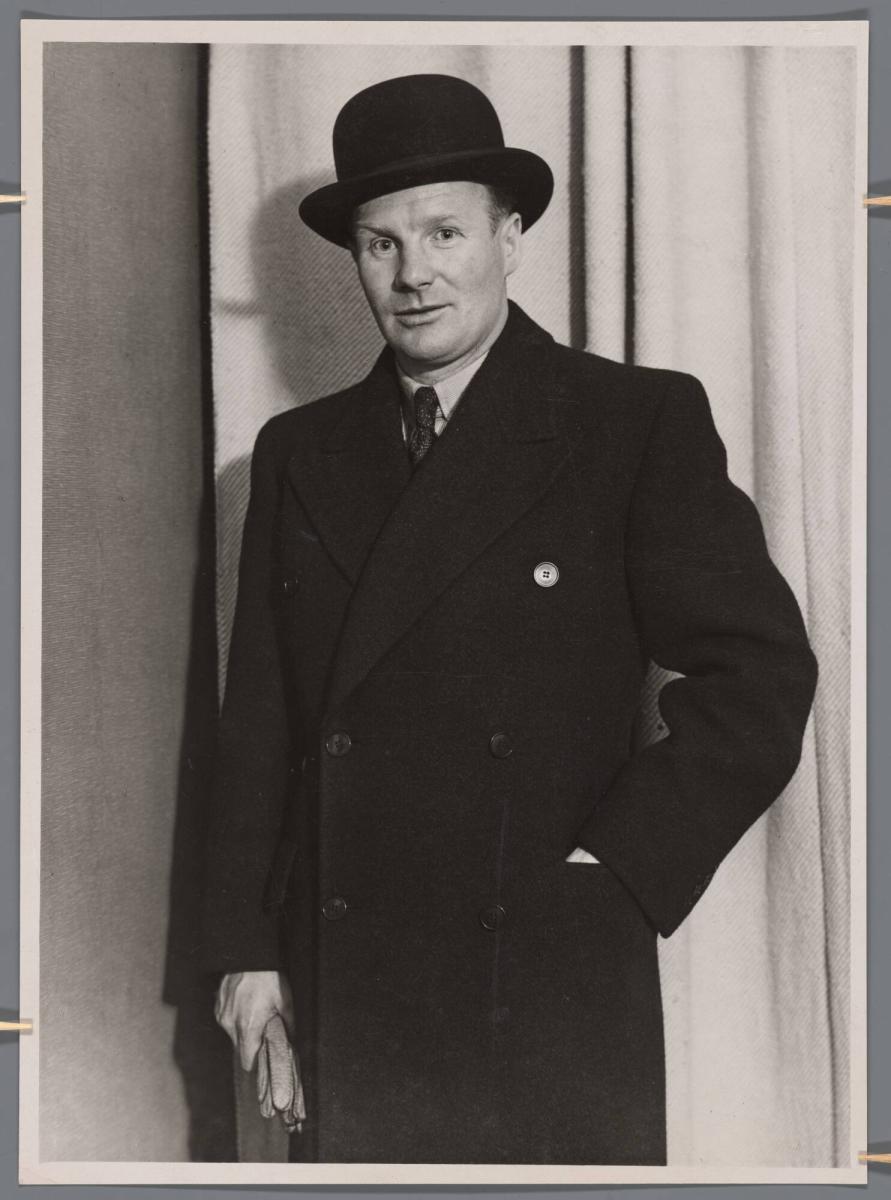 Axel "Massa" Alfredsson, AIK, omkring år 1934-35