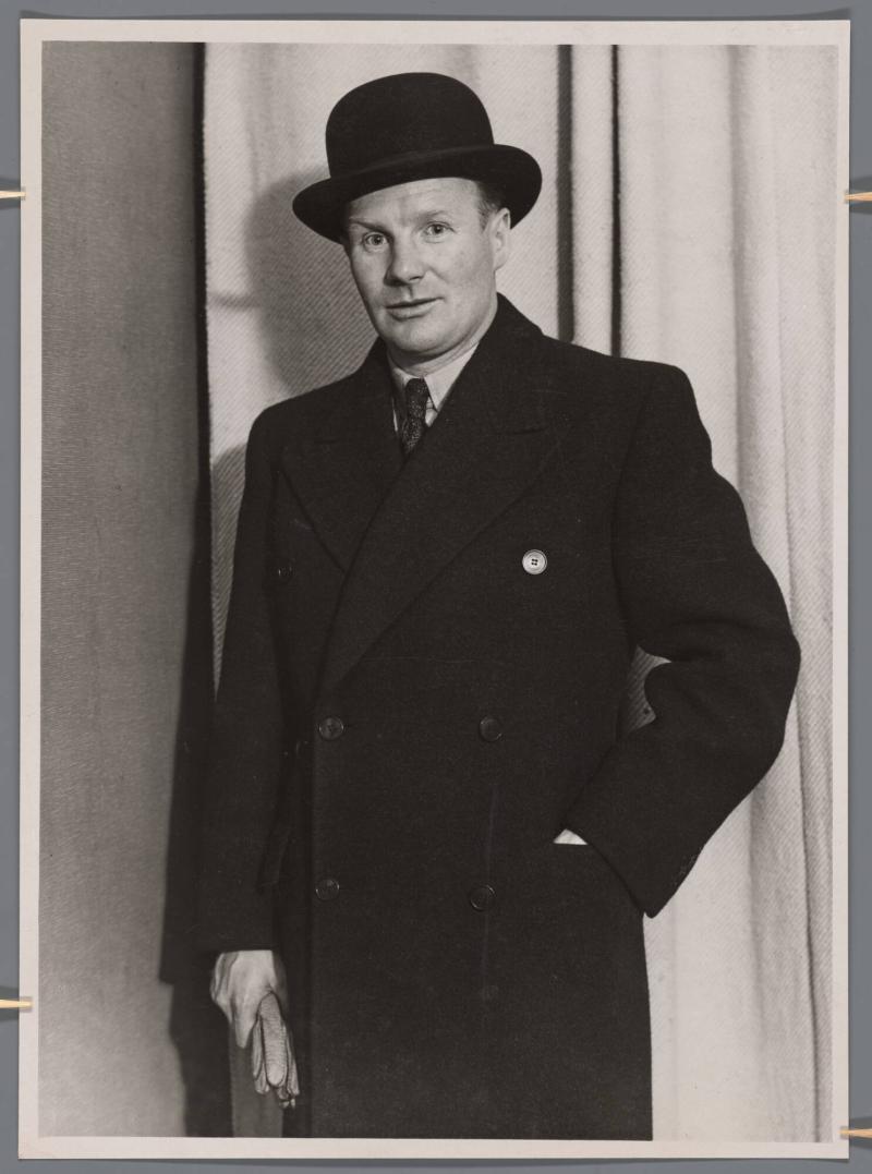 Axel "Massa" Alfredsson, AIK, omkring år 1934-35