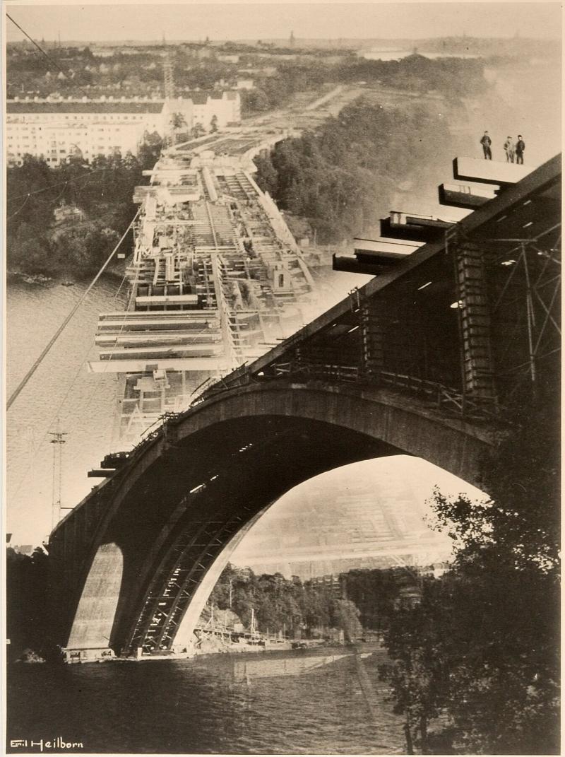 Tranebergsbron under byggnad