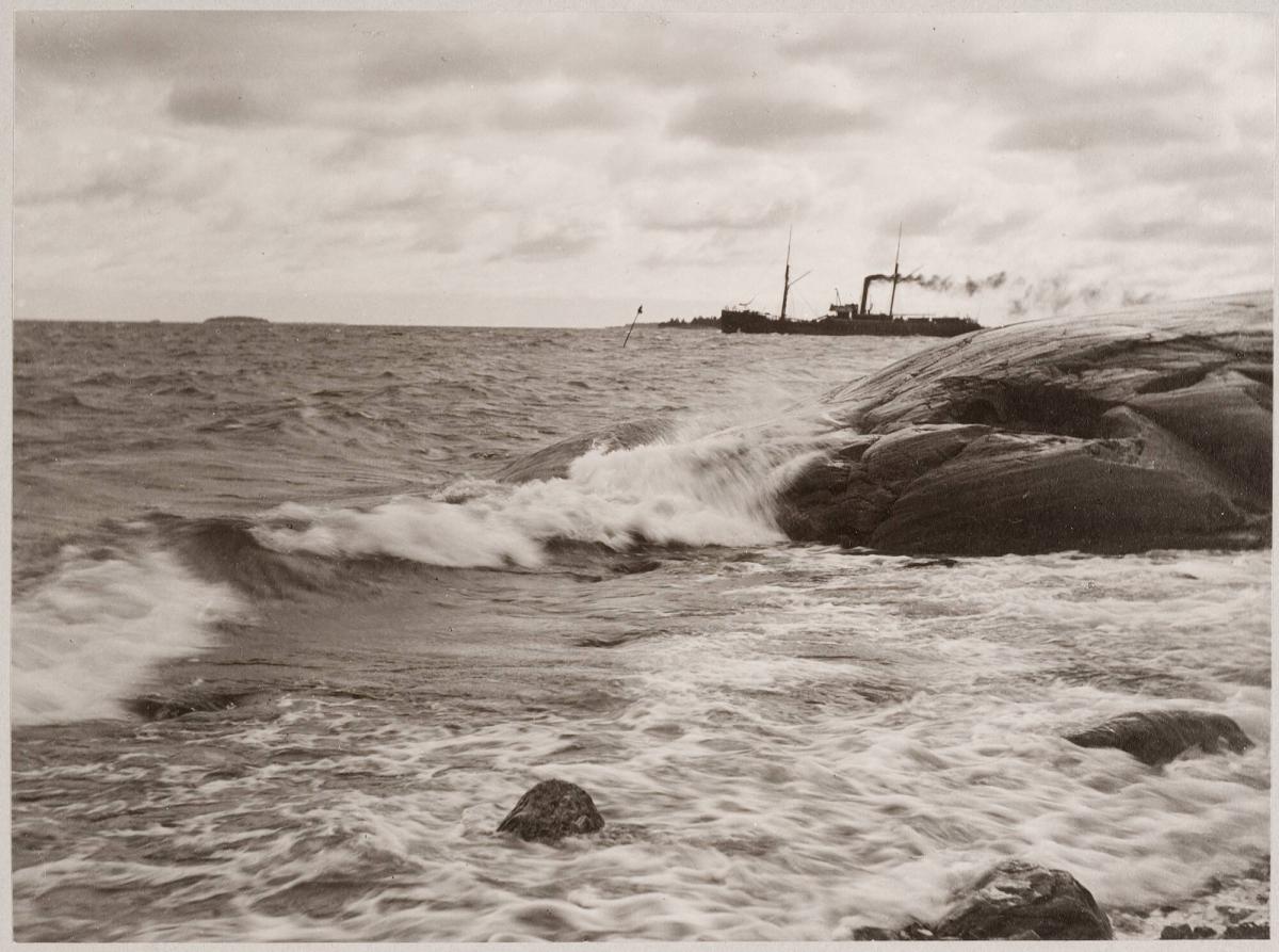 Från Stockholms skärgård - storm vid Furusund