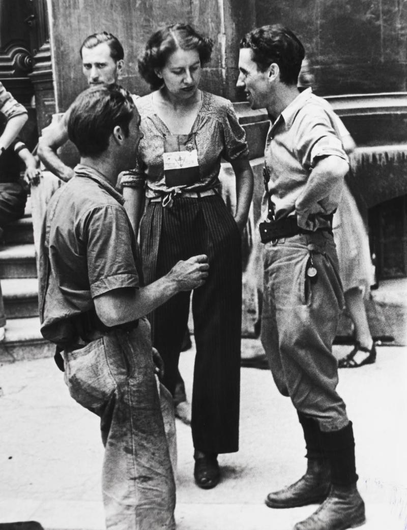 La résistance réunie, une Gaulliste et un communiste réunis, Marseille, 25 août 1944