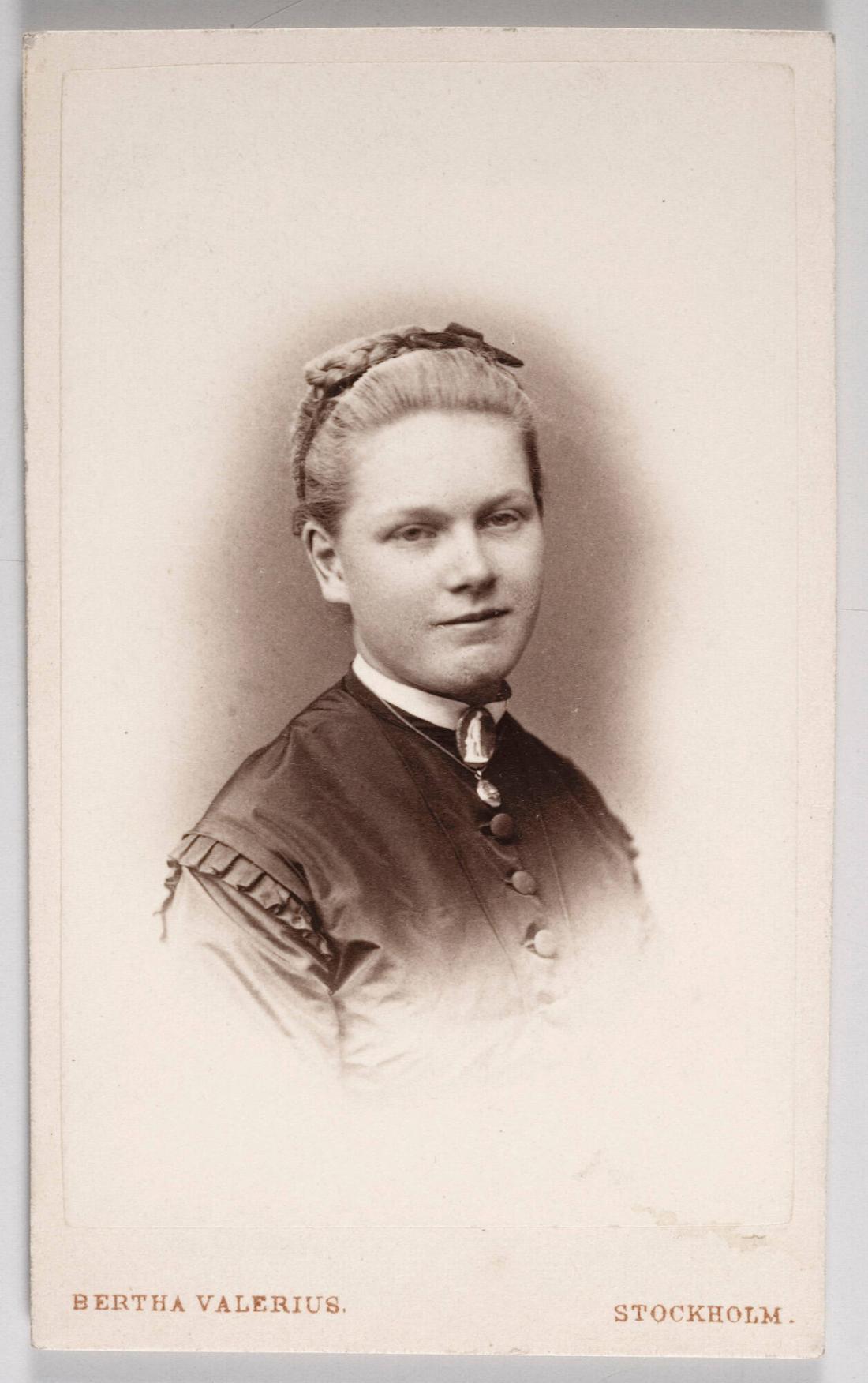 Gurli Cederlund (gift med översten Christian Lovén)