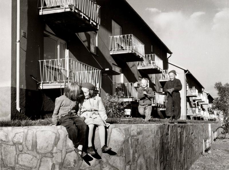 Kiruna: Moderna arbetarebostäder. Ur serien: "Grängesbergskoncernen i bild"