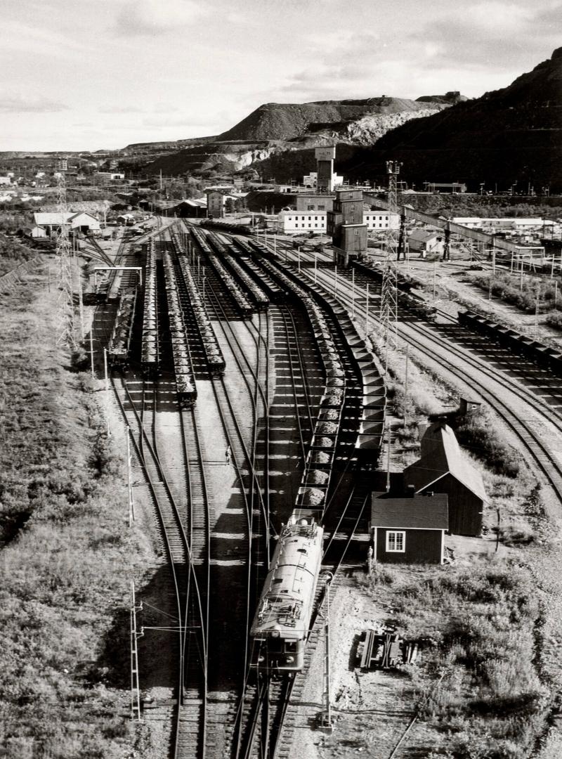 Lappland: Malmtåg i Kiruna. Ur serien: "Grängesbergskoncernen i bild"