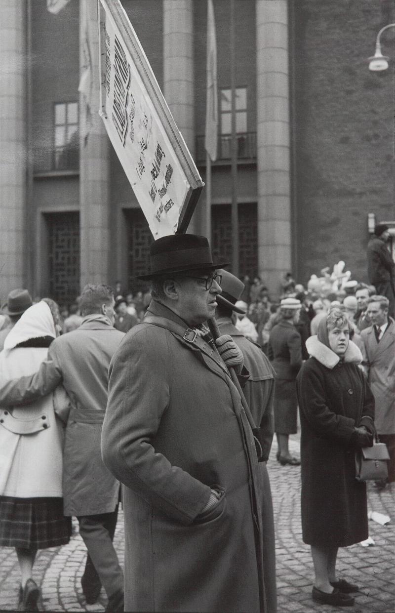Invigningen av Hötorgscity 12 april 1959 (Konserthuset i bakgrunden)
