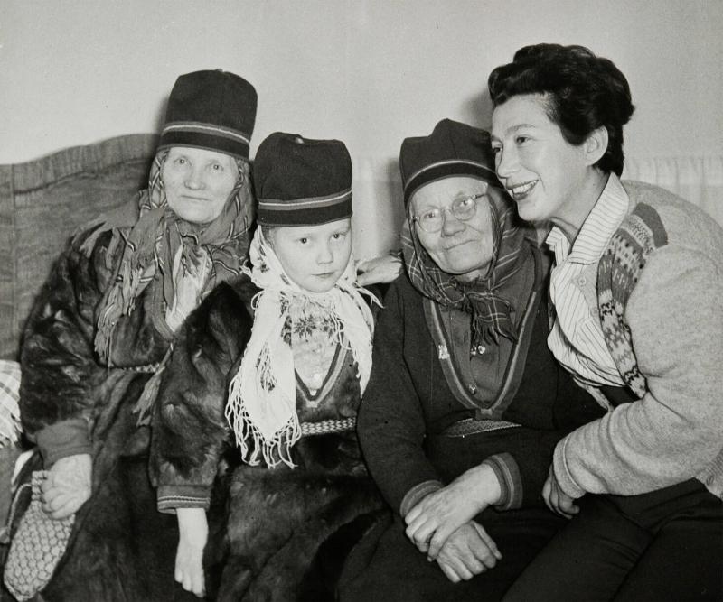 Elsa Pirtsi, Elle Kari och Anna Riwkin