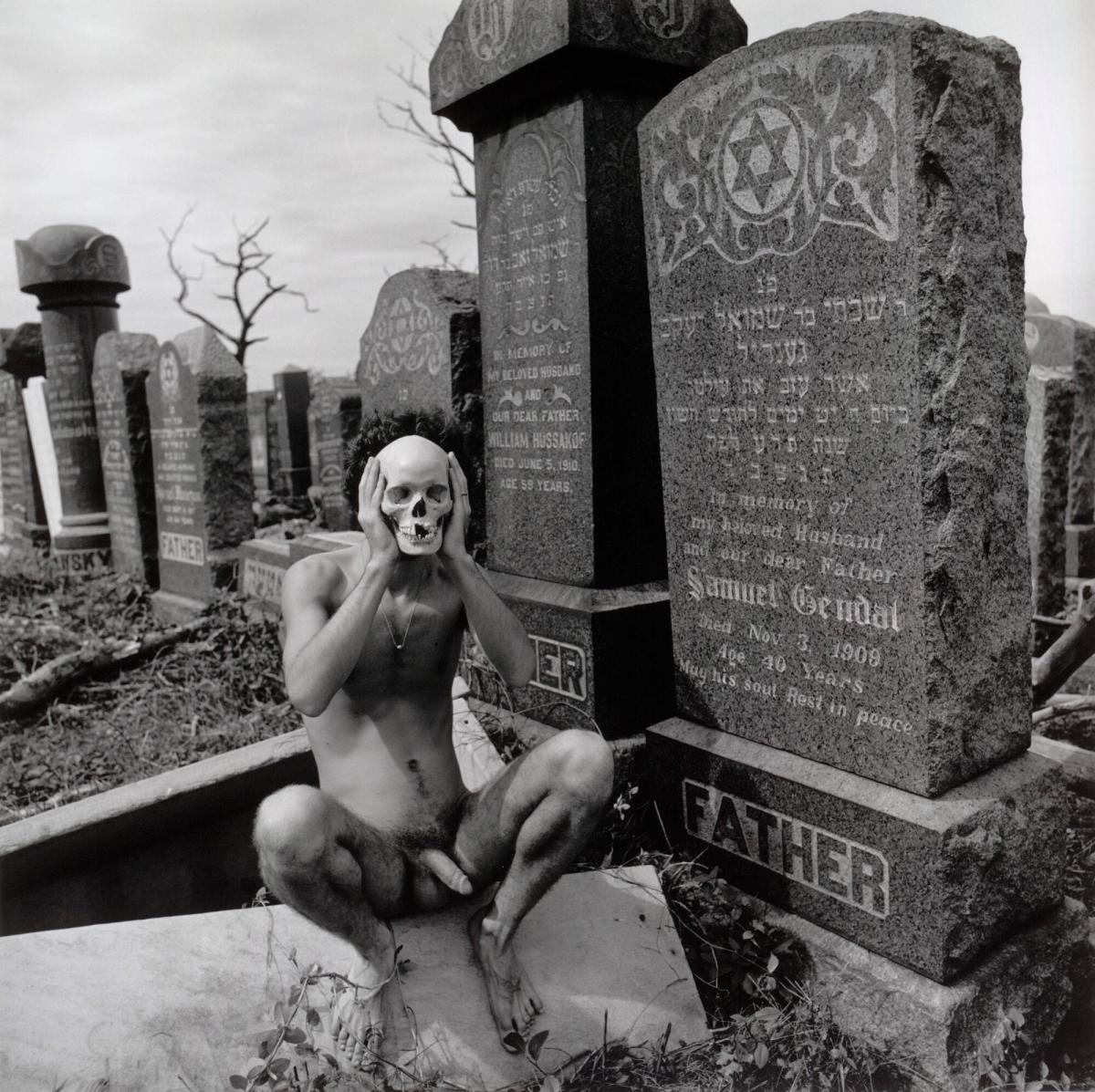Cemetery Fantasy, Brooklyn