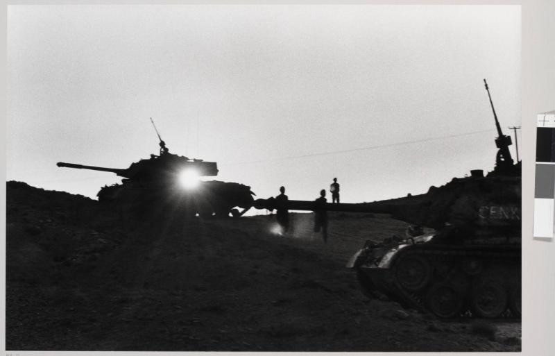 Turkiska stridsvagnar i ställning omkring Nicosia, Cypern, 1974