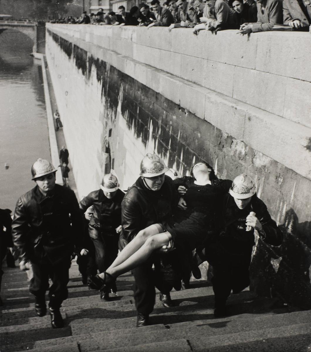 Flickan från Seine, Paris