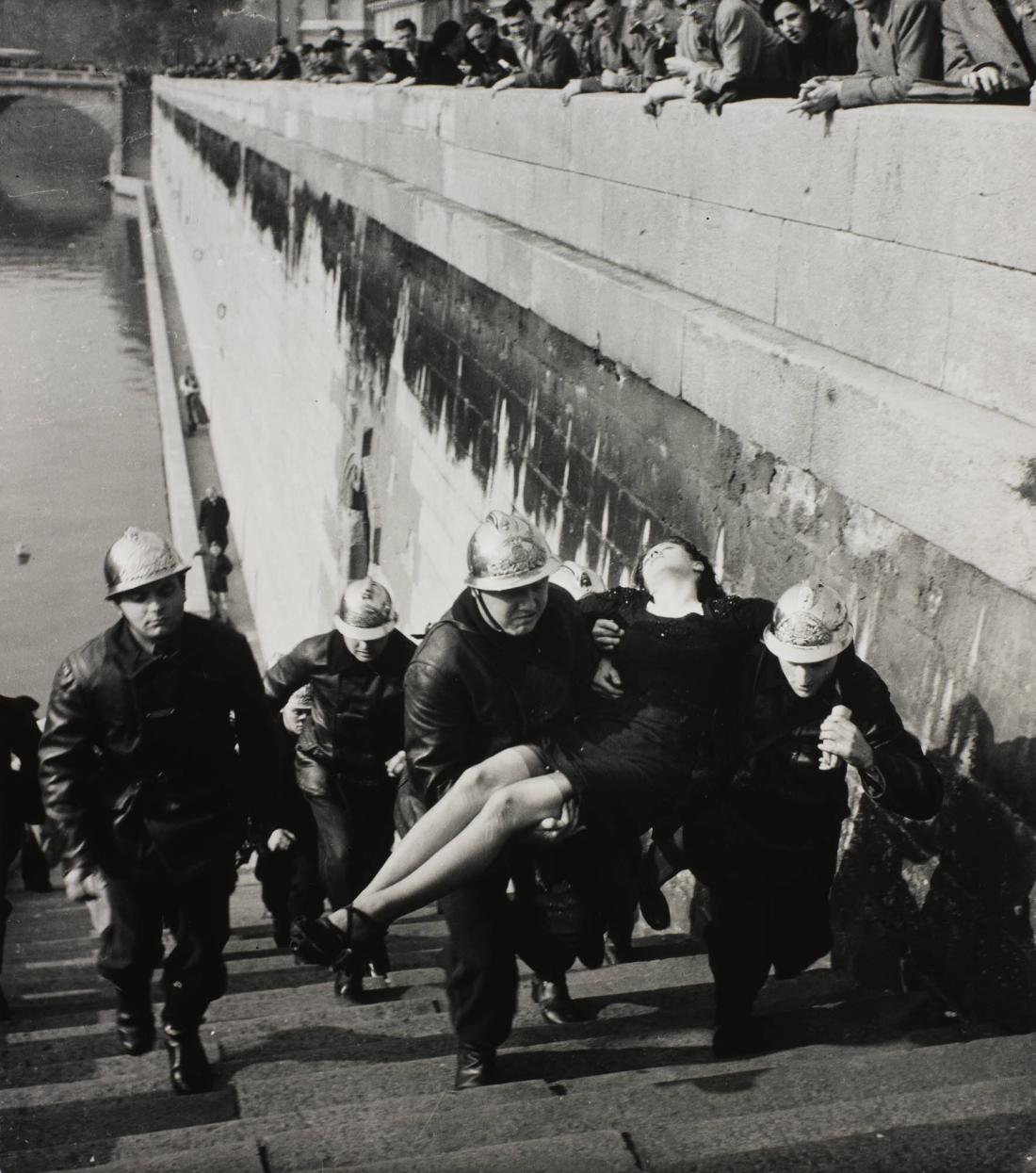 Flickan från Seine, Paris