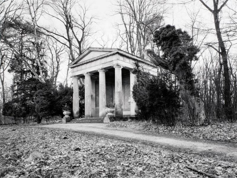Antikt tempel, Pfaueninsel, Berlin-Wannsee, Tyskland. Ur serien Arkadien - modell, museum och lekplats