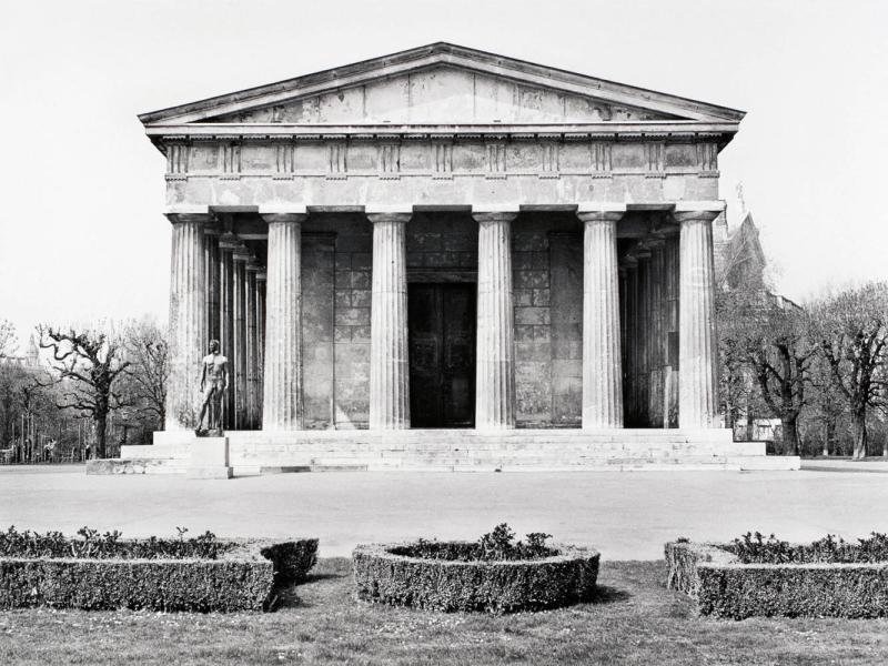 Antikt tempel, Volksgarten, Wien, Österrike. Ur serien Arkadien - modell, museum och lekplats